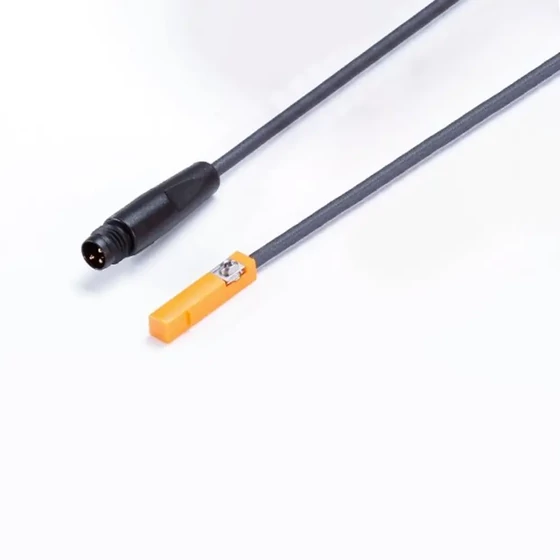 ISTH3-30-0,3-M8 PNP Közelítéskapcsoló - PCXH0000000060