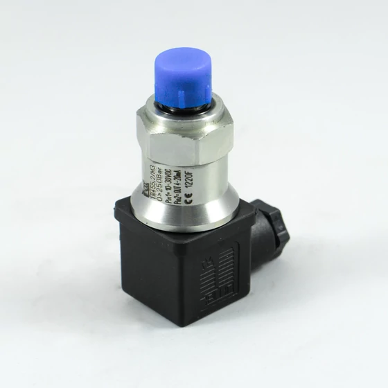 Picture 2/3 -Pressure Sensor - 600 bar - 0..10V - G1/4" - DIN - TR49.6.3/M3